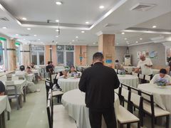 -迎宾楼(解放西街店)