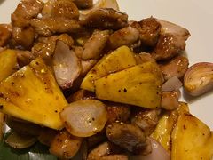 凤梨雪花肉-外婆私房菜(新亚百货店)