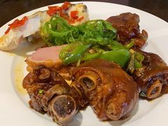 红烧猪蹄-晶丽香榭自助餐(南京大饭店)