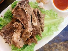 手抓羊肉-吉祥圣雪藏餐
