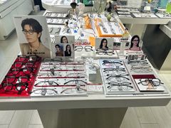 -视野联行眼镜蔡司·依视路官方授权店(顺城店)