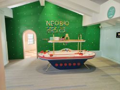 -奈尔宝·儿童乐园·亲子餐厅(华采天地店)