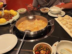 -老来福·非遗酸汤兔(凯旋路店)
