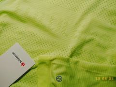 -lululemon(上海浦东IFC店)