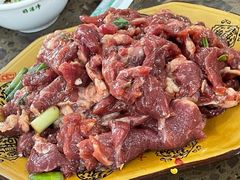 -黄利砖万峰林布依特色酸笋牛肉馆