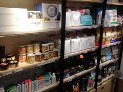 -宠小格时尚宠物生活馆(唐镇店)