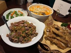 -前海沿·青岛菜(李沧万达店)