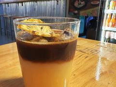 顽皮露露-无牌咖啡&酒馆