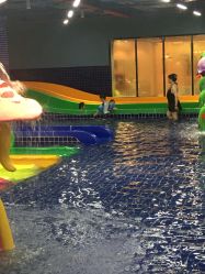 -宝燕水乐园