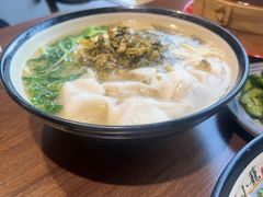 -玖鲜小笼(中山广场店)