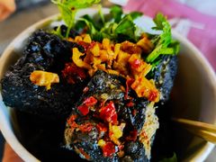 -黑色经典臭豆腐·湖南特产(坡子街特产局店)