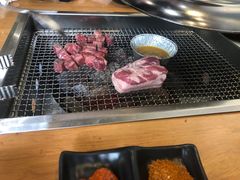 -肉甲韩国木炭烤肉(新壹街1店)