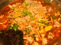 -兔行天下-鸿鹤鲜锅兔(中海国际店)