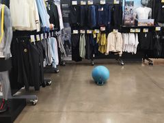 -迪卡侬(西华店)