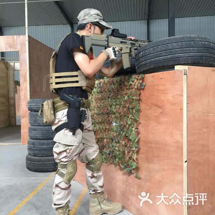 震威cs水弹运动俱乐部