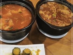 -三鞭一花·独一处·元英砂锅(海光寺店)