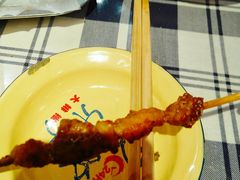 羊肉串-马路牙子地桌烤肉(工体店)