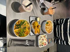 -W COLLECTIVE  DESSERT SHOP