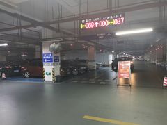 -鄞州区行政服务中心-停车场