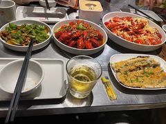-龙巢盱眙龙虾·牛蛙·烧烤宵夜(八卦岭店)