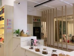 -静待花开瑜伽尊巴会馆