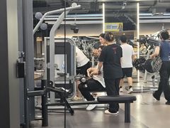 -超鹿运动(五四路恒力城店)