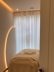 -东方骏美发美容沙龙