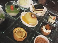 甜品组合-宴悦海鲜餐厅·游水海鲜·牛排(亚龙湾瑞吉店)