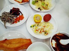 -碧中海汤泉汗蒸酒店