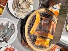 -山焱·炭火自助烤肉(周浦万达店)