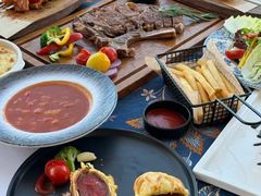 -圣彼得堡观江俄餐厅(中央大街黑金冠店)