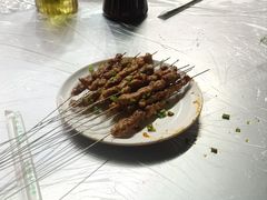 -老街烧烤大排档·地道湖北菜·龙虾馆(汉口火车站店)