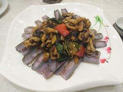 -东豪园林海鲜酒家(南港路辅路店)
