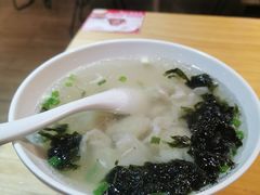 民国传统小馄饨-凤起龙游老面包子(凯德晶品店)