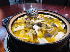 -菌之家·专业纯野生菌火锅·特色炒菌