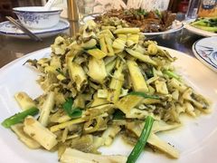 -缘来聚·徽菜名店(黄山宏村店)