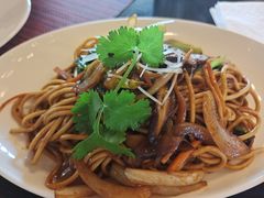 -WOLFGANG PUCK KITCHEN & BAR(迪士尼小镇店)