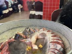 -刘姐啤酒鱼民族演艺餐厅(西街总店)