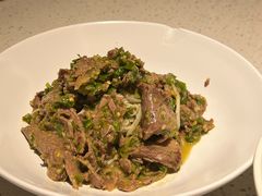 烧椒炒牛肉-江渔儿酸菜鱼(曜一城店)