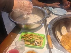 -地锅公社·现炒地锅鸡·地锅鱼·夜宵(罗锦路店)