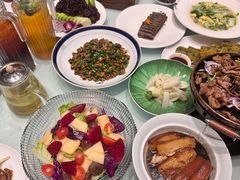 -湖畔鲁菜·二十年老字号餐厅(大明湖店)