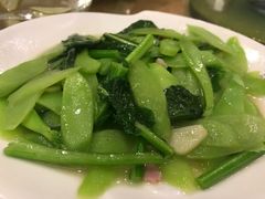 -香巴拉云南餐厅(华莱坞店)