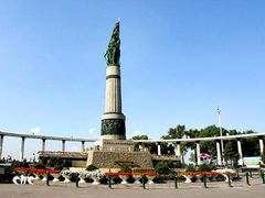 -人民防洪胜利纪念塔