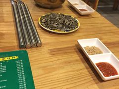 -欢乐牧人蒙古炭烤羊腿(四平路店)