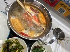 -百品聚旋转火锅(万德庄店)