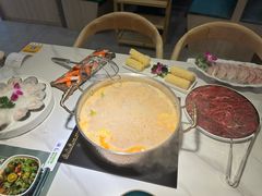 -椰子湾·海南火锅·糟粕醋·椰子鸡(正大广场店)