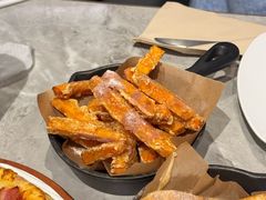 -必胜客(东大桥店)