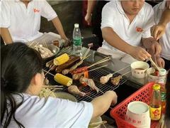 -松山湖南湖湾露营营地