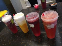 -奈雪的茶(亨特国际广场店)