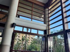 -亚龙湾喜来登·美景台大堂吧